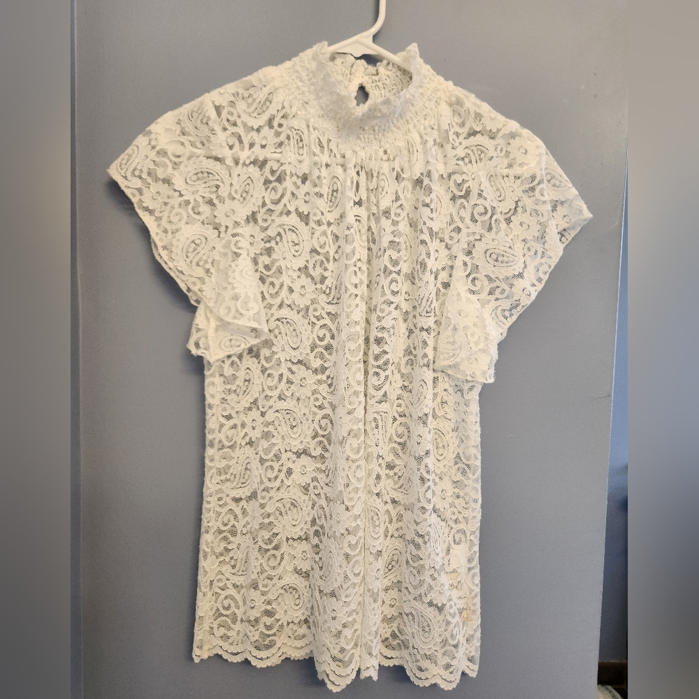 Adiva White Lace Top Size M